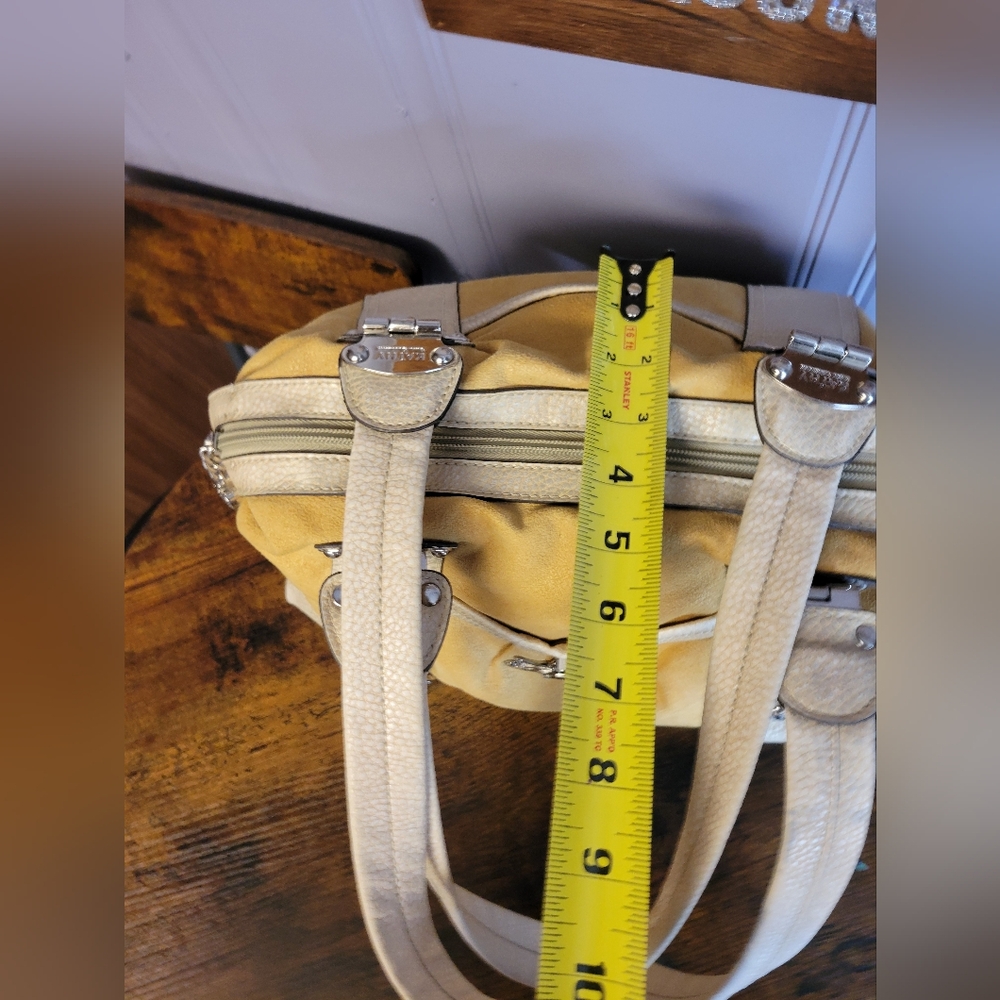 Kathy Van Zeeland shoulder Bag silver tone hardware-yellow - Picture 13 of 16
